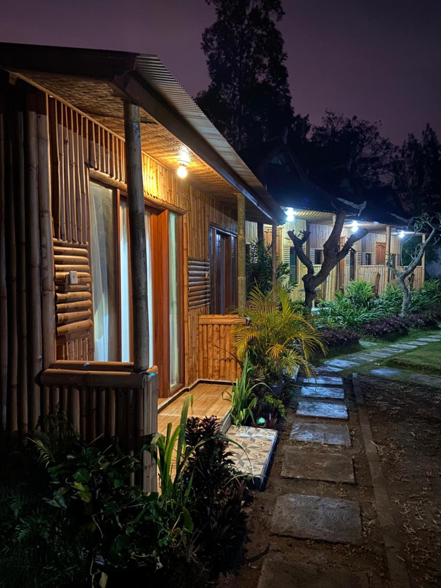 Hotel D'Yoga Bamboo House Kintamani Exterior foto